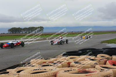 media/Jan-14-2023-CalClub SCCA (Sat) [[d2757389b8]]/Group 5/Race (Sunset)/